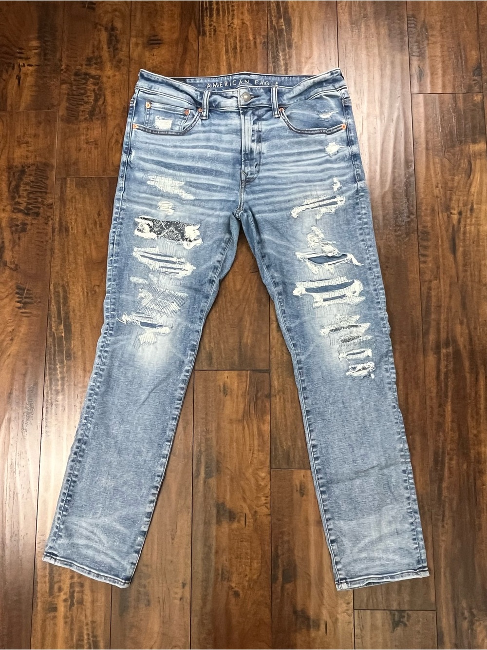 American Eagle Jeans Airflex 360 Slim Men’s 34x30 Medium Blue Denim Distressed.